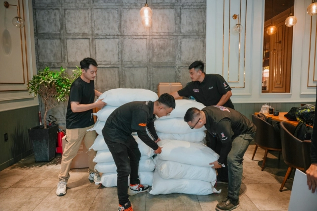 pre-tour christmas charity ride 2023 - hành trình vì con chữ cho các em nhỏ ở tỉnh ninh thuận