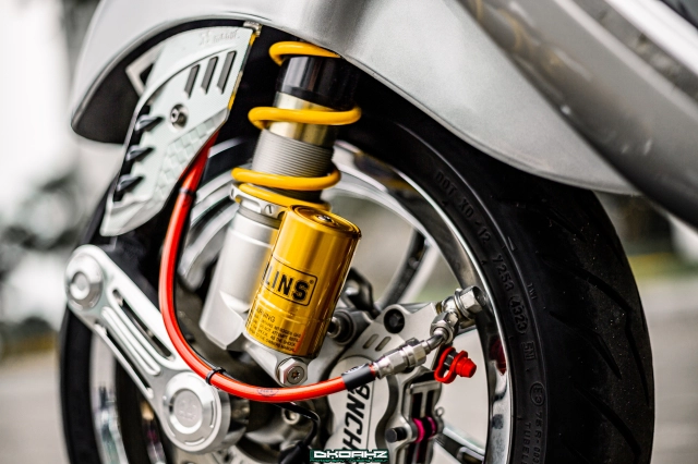 quái thú vespa sprint sở hữu cục máy 183cc vô cùng uy lực đến từ hà nội
