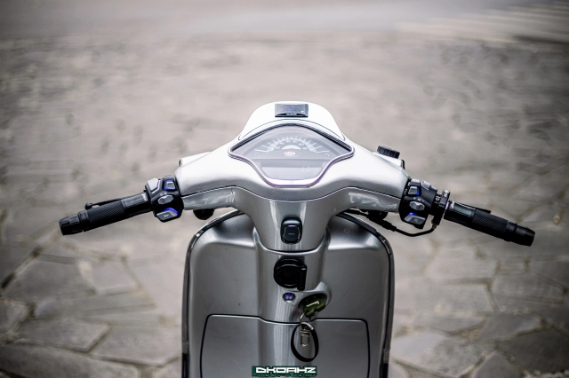 quái thú vespa sprint sở hữu cục máy 183cc vô cùng uy lực đến từ hà nội