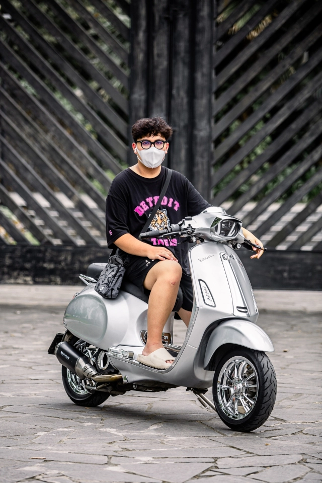 quái thú vespa sprint sở hữu cục máy 183cc vô cùng uy lực đến từ hà nội