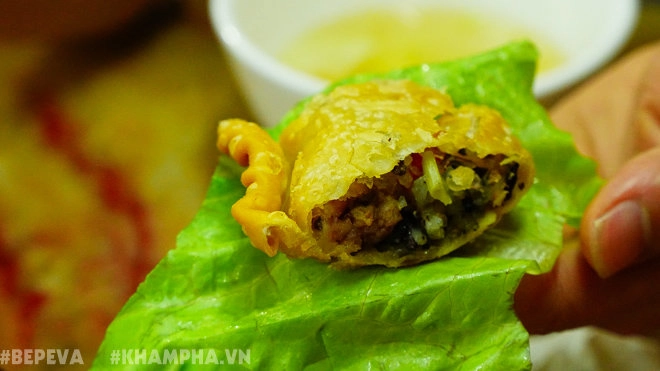 Quán bánh gối lý quốc sư nhỏ mà có võ không thể bỏ lỡ trong chiều đông hà nội
