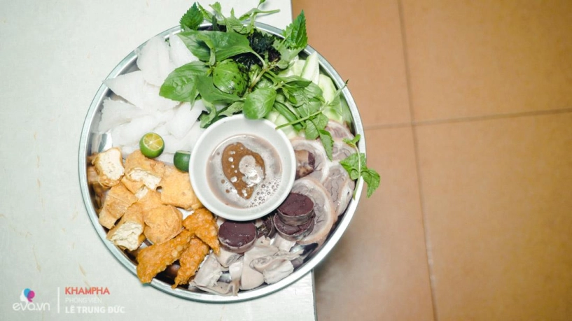 Quán bún đậu 30 năm được nhiều sao nổi tiếng phong danh hiệu chưa ăn thì chưa tới hà nội