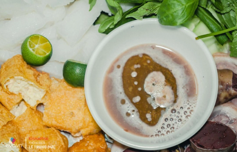 Quán bún đậu 30 năm được nhiều sao nổi tiếng phong danh hiệu chưa ăn thì chưa tới hà nội