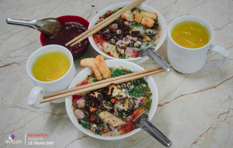 Quán bún ốc tóp mỡ hơn 40 năm độc đáo nhất hà nội ngày cuối tuần bán gần nghìn bát