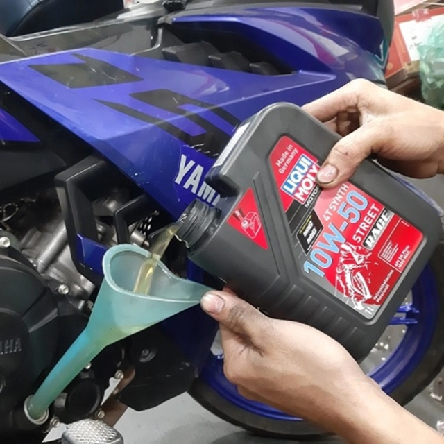 Quan điểm nhớt càng mắc tiền càng tốt cho xe là đúng hay sai