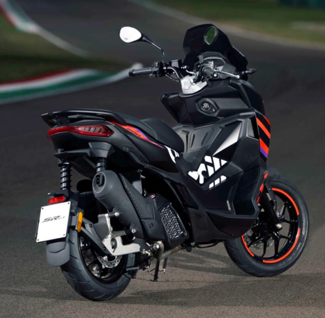 Ra mắt phiên bản aprilia sr gt 200 replica 2023 mang màu sắc đội đua hoàn toàn mới