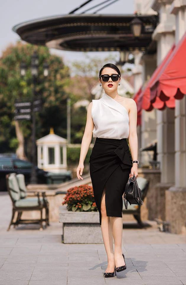 Riêng gì nam em quỳnh búp bê dù sở hữu body cực bốc cũng không thoát khỏi số phát tướng