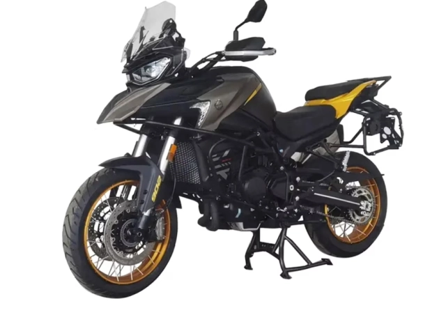 Rò rỉ hình ảnh đầu tiền về benelli trk 902 và trk 902 x mới