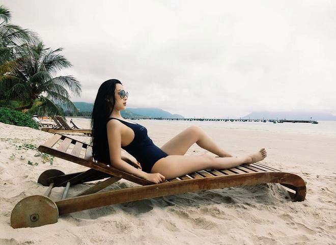 Sắc vóc gợi cảm của dàn hot girl dù con cái đuề huề vẫn xinh mòn con mắt