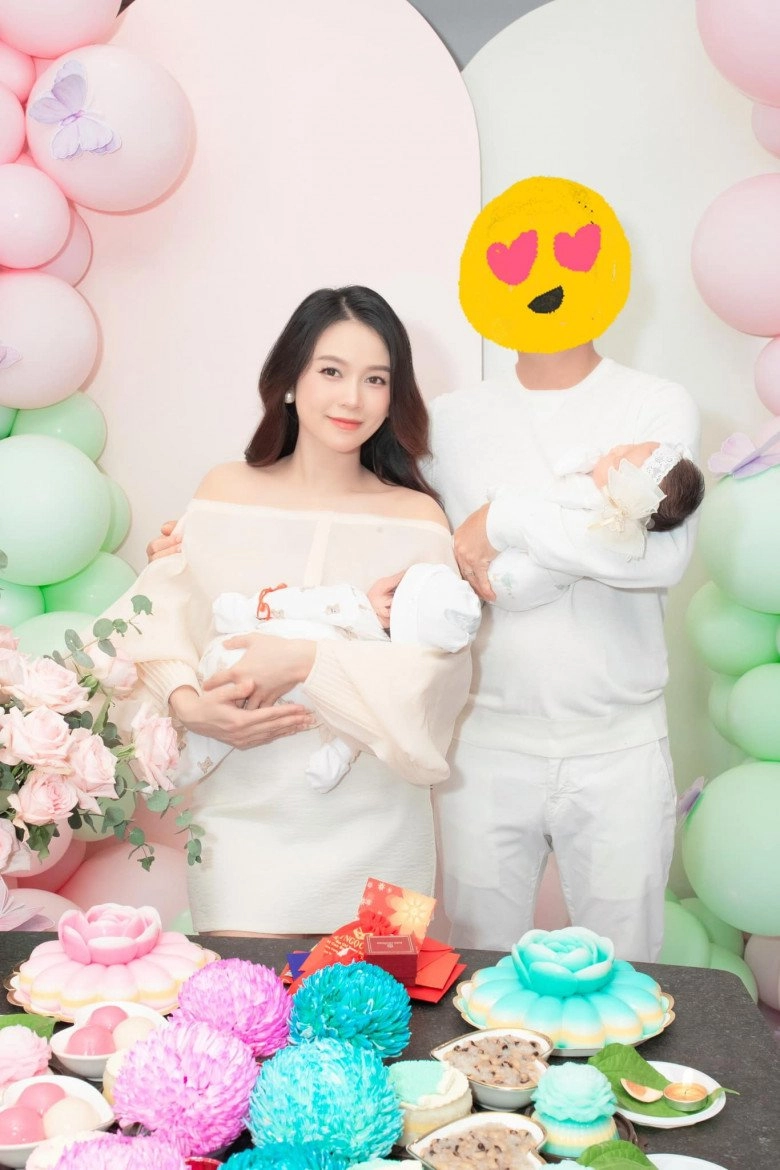 Sam tiết lộ bí quyết lấy lại vóc dáng sau sinh đôi
