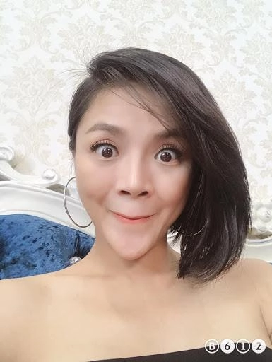 Sau bao lâu cũng đã tìm ra mỹ nhân cằm xuyên thủng vạn vật soán ngôi minh hằng