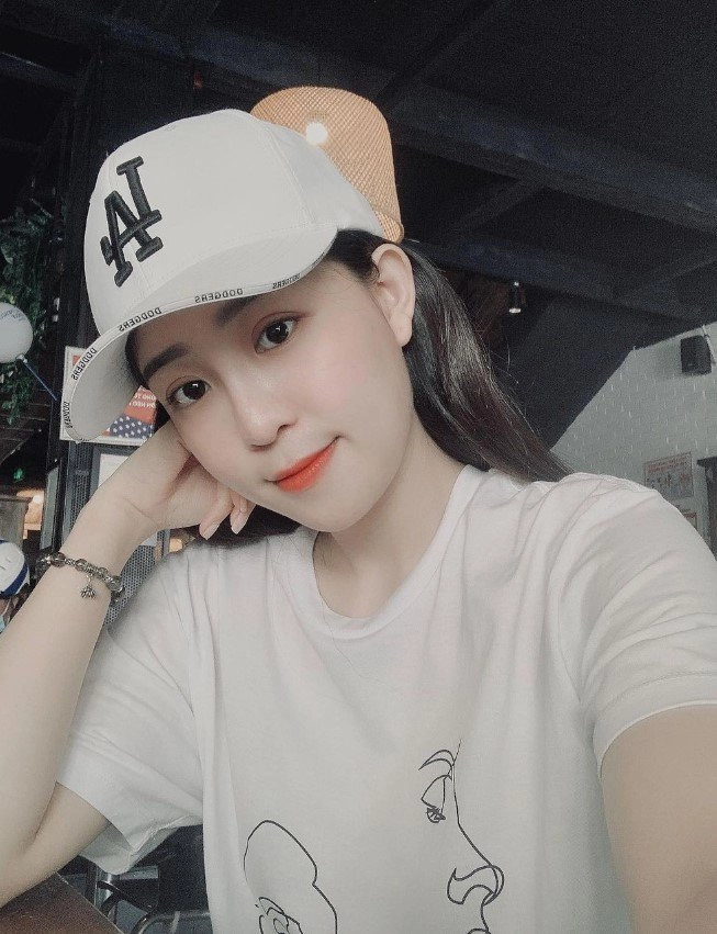 Sau doãn hải my thêm một đại tiểu thư gia nhập làng wags việt nhan sắc xinh đẹp rạng rỡ đầy tri thức