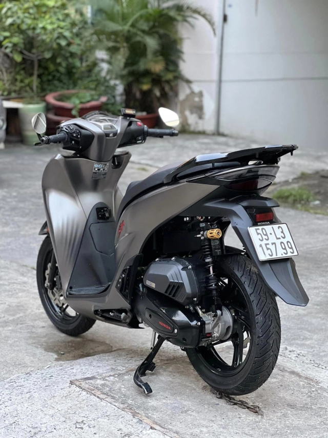 Sh độ khẩu pháo kịch độc của chiếc xe adventure đình đám nhà ducati