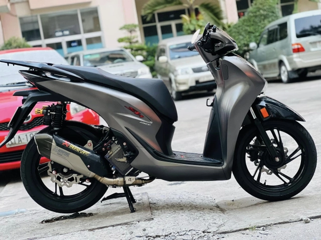 Sh độ khẩu pháo kịch độc của chiếc xe adventure đình đám nhà ducati