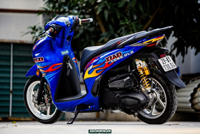 Sh350i độ mang trên mình màu da sắc vóc đình đám nhất trong trường phái quốc dân