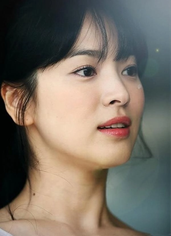 Shock trước hình ảnh soi kỹ làn da của song hye kyo ai nấy đều chẳng nói nên lời bởi