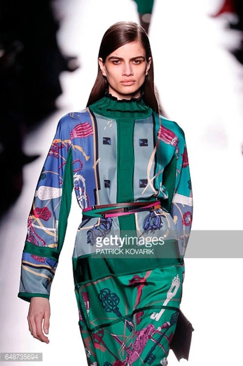 Siêu mẫu thanh hằng sẽ công phá hàng ghế đầu của milan fashion week 2018