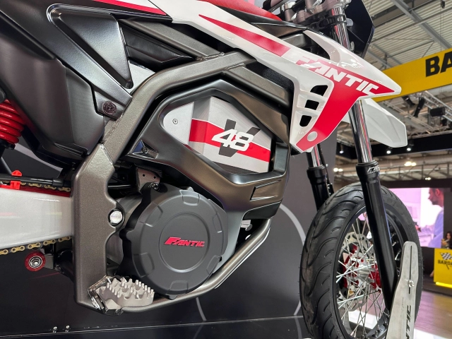 Siêu xe điện fantic motard-ev hướng tới người yêu thích khám phá