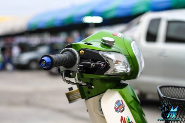 Super cub độ dàn chân hai đĩa hội tụ đủ hiệu năng và thẩm mỹ
