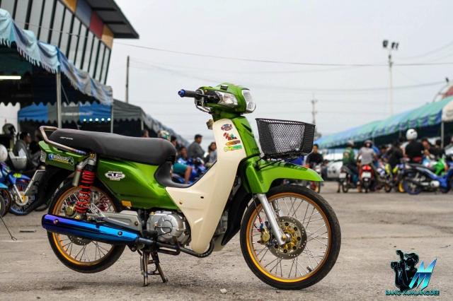 Super cub độ dàn chân hai đĩa hội tụ đủ hiệu năng và thẩm mỹ
