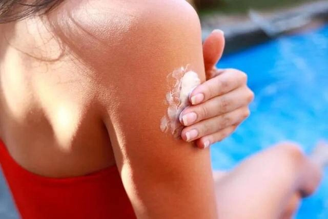 Tại sao bác sĩ da liễu luôn trẻ hơn người thường họ có bí quyết để đẹp tự nhiên không cần thẩm mỹ