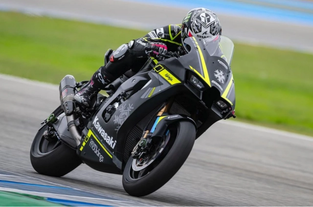 Tham khảo chiếc xe đua kawasaki ninja zx-10rr winter test 2024 cùng tay đua mới thay thế rea