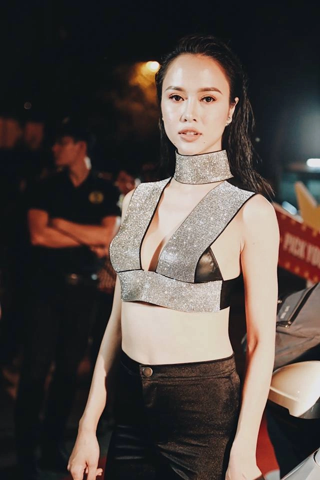 Thắng áp đảo tú hảo trở thành quán quân the face việt nam 2017