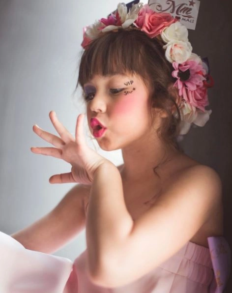 Thiên thần thái lan ngày nào giờ đã lớn và sành điệu cỡ này rồi