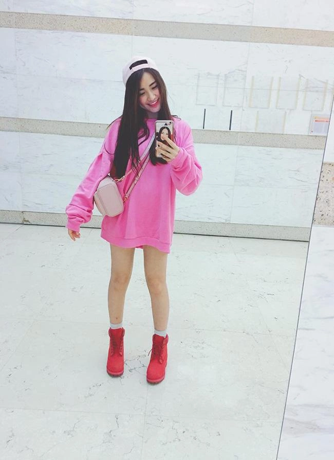 Thời trang hòa minzy thay đổi xoành xoạch hết bất ngờ này tới bất ngờ khác