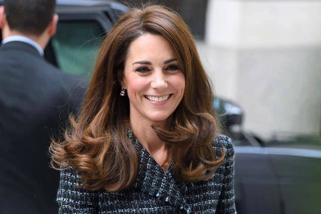 tiểu tam tin đồn sở hữu nhan sắc thế nào mà có thể hớp hồn william khiến kate tức giận