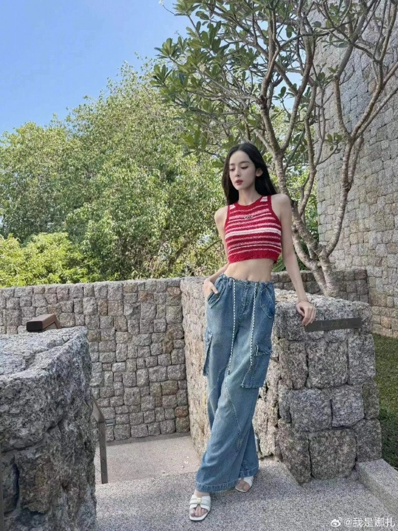 Top 5 mỹ nhân hoa ngữ có vòng eo nhỏ nhất người cuối có vòng 2 nhỏ tới mức bằng dây tai nghe
