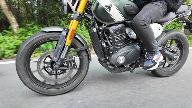 Trải nghiệm bộ đôi triumph speed 400 và scrambler 400x