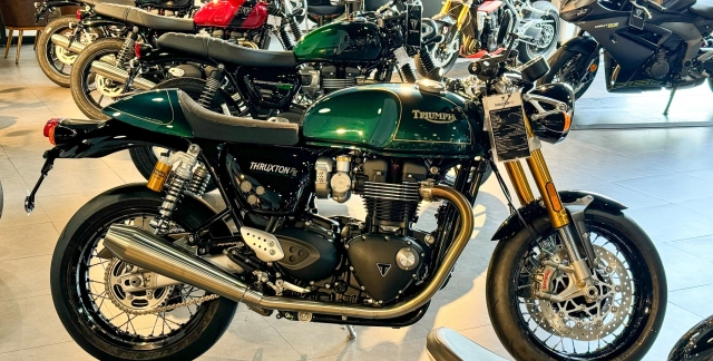 Triumph thruxton fe final edition phiên bản cuối cùng thruxton đã chính thức xuất hiện tại vn
