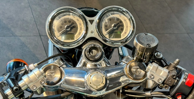 Triumph thruxton fe final edition phiên bản cuối cùng thruxton đã chính thức xuất hiện tại vn