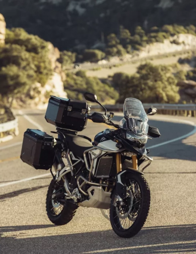 Triumph tiger 900 2024 thế hệ mới vừa ra mắt có gì khác biệt