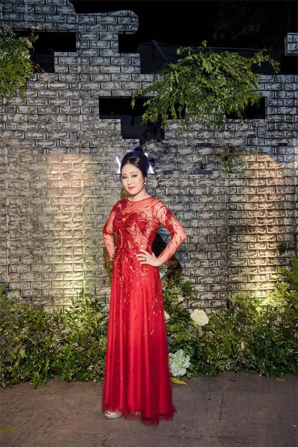 Trời ban vẻ đẹp hơn người nhưng hh ngô phương lan cứ tự dìm sắc đáng tiếc
