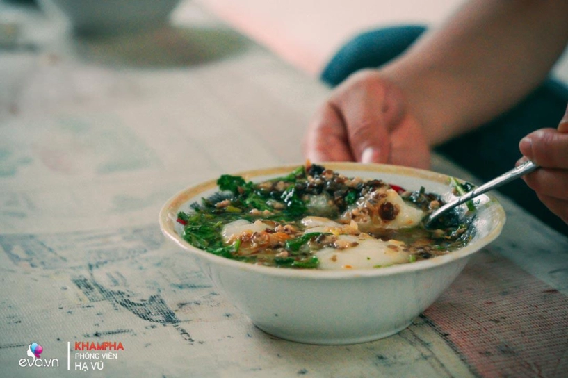 Trời lạnh đi ăn ngay bánh đúc nóng 15 nghìn ở trung tự ngon từ bột đến tận cháy