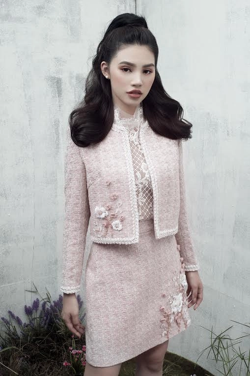 Trời se lạnh mặc gì để vừa sang lại giữ ấm cho cơ thể tốt như hoa hậu jolie nguyễn