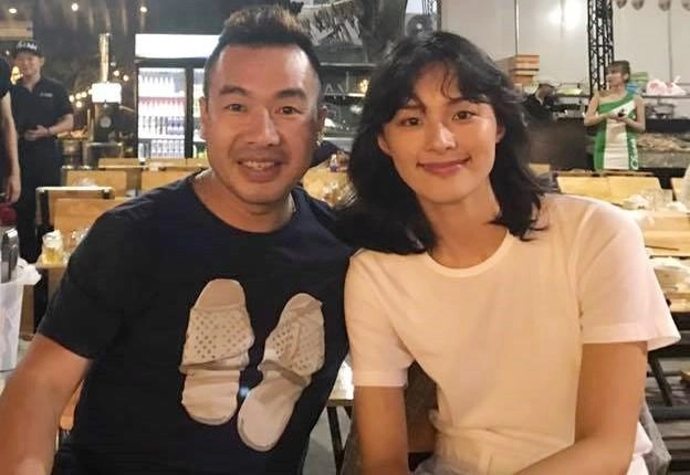 Trong khi đàm thu trang hóa cô dâu đẹp ngút ngàn tình cũ cường đô la ngày càng lạ lẫm