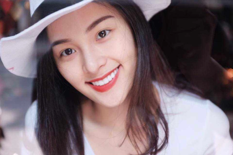 Trong khi đàm thu trang hóa cô dâu đẹp ngút ngàn tình cũ cường đô la ngày càng lạ lẫm