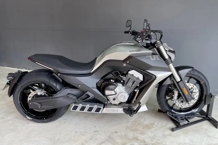 Trung quốc sản xuất moto 200 triệu để bán cho thị trường việt nam