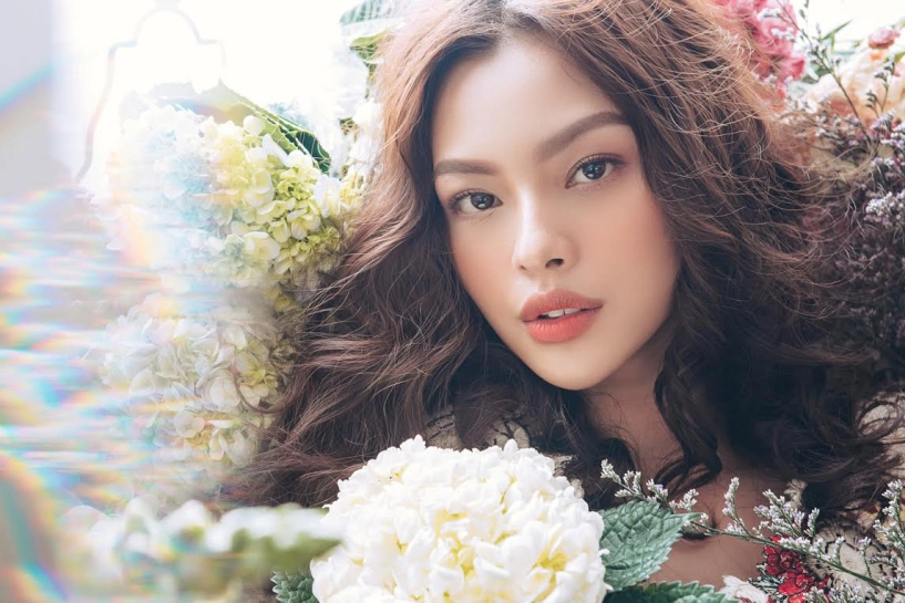 Tú hảo hoá công chúa hoa tuyệt đẹp trong những ngày cận tết