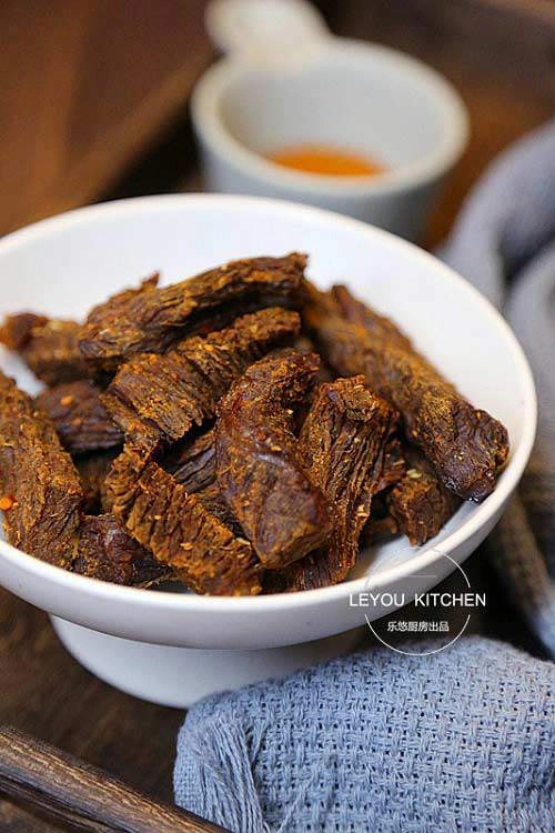 Tự làm bò khô bằng nồi cơm điện tưởng không dễ mà dễ không tưởng