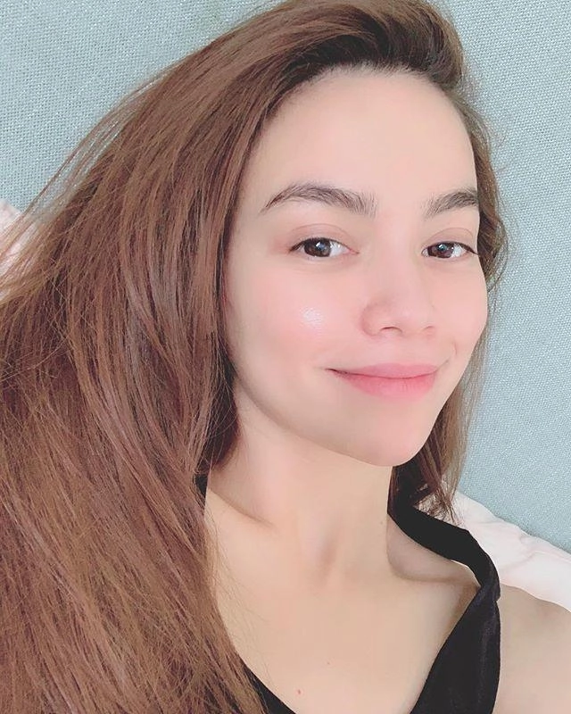 Từ ngày chuyển sang kinh doanh mỹ phẩm nhan sắc hồ ngọc hà cũng đổi khác vì điều này