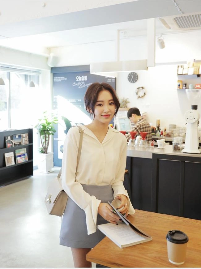 Tuổi ngoài 30 các quý cô vẫn có thể mặc đẹp đón tết với phong cách nữ tính này