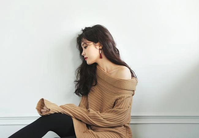 Tuổi ngoài 30 các quý cô vẫn có thể mặc đẹp đón tết với phong cách nữ tính này