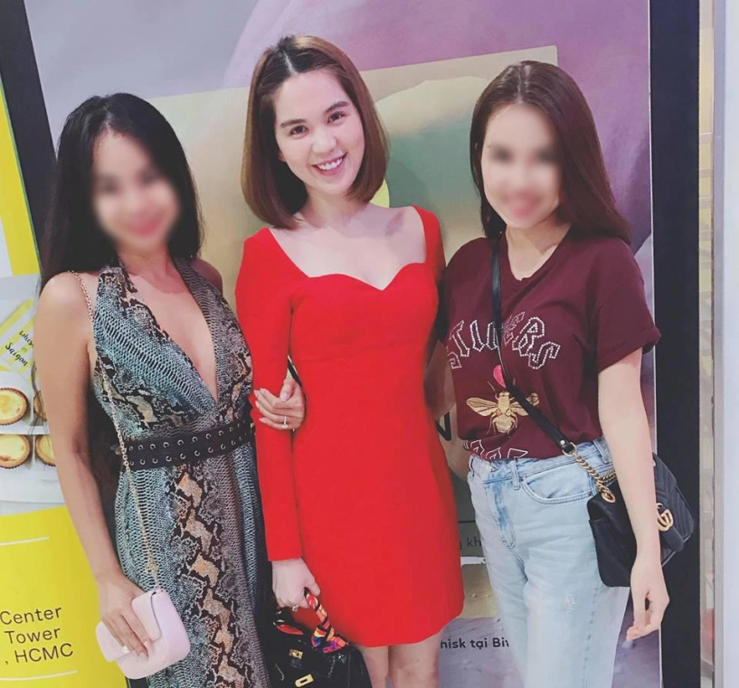 Tưởng đụng váy với kỳ duyên nhưng hoá ra ngọc trinh lại bị nghi diện đồ nhái