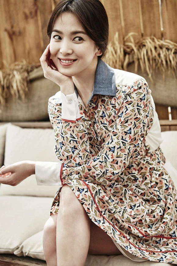 Tưởng giản dị nhưng thật ra song hye kyo cũng chơi hàng hiệu cực đỉnh
