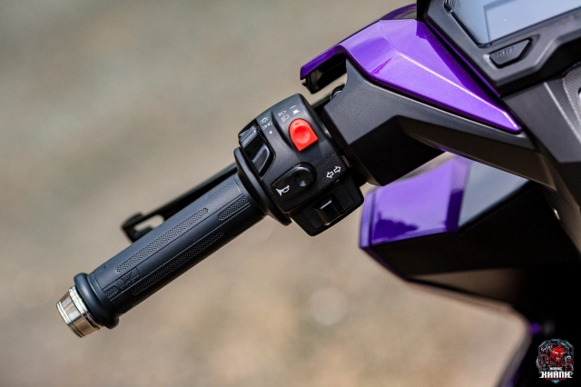 Vario độ che giấu nội công siêu mạnh đằng sau vẻ ngoài hào nhoáng