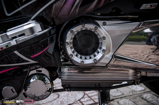 Vespa độ trợ lực cổ hầm hố nâng tầm thẩm mỹ và cải thiện hiệu năng